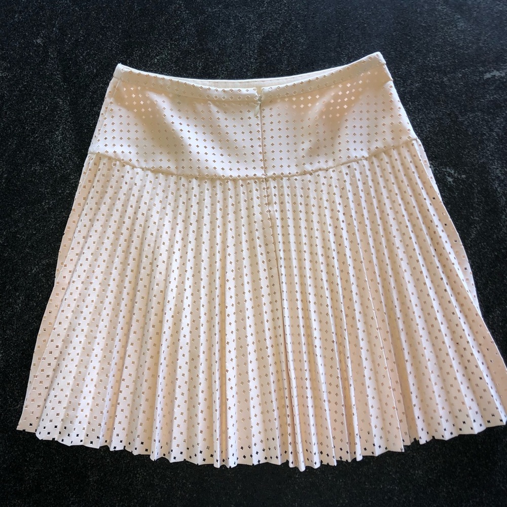 JCrew. Nude/light pink color pleated skirt. Size 0.